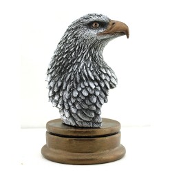 Kartal Büstü 