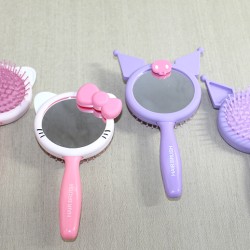 Kuromi, Hello Kitty Karışık Aynalı Tarak 
